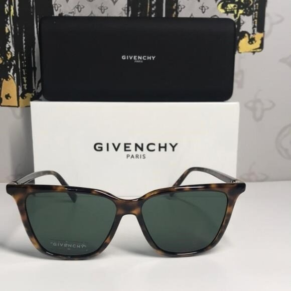 New Authentic Givenchy Tortoise Shell Sunglasses with Green Lenses GV7160/s - Picture 8 of 13